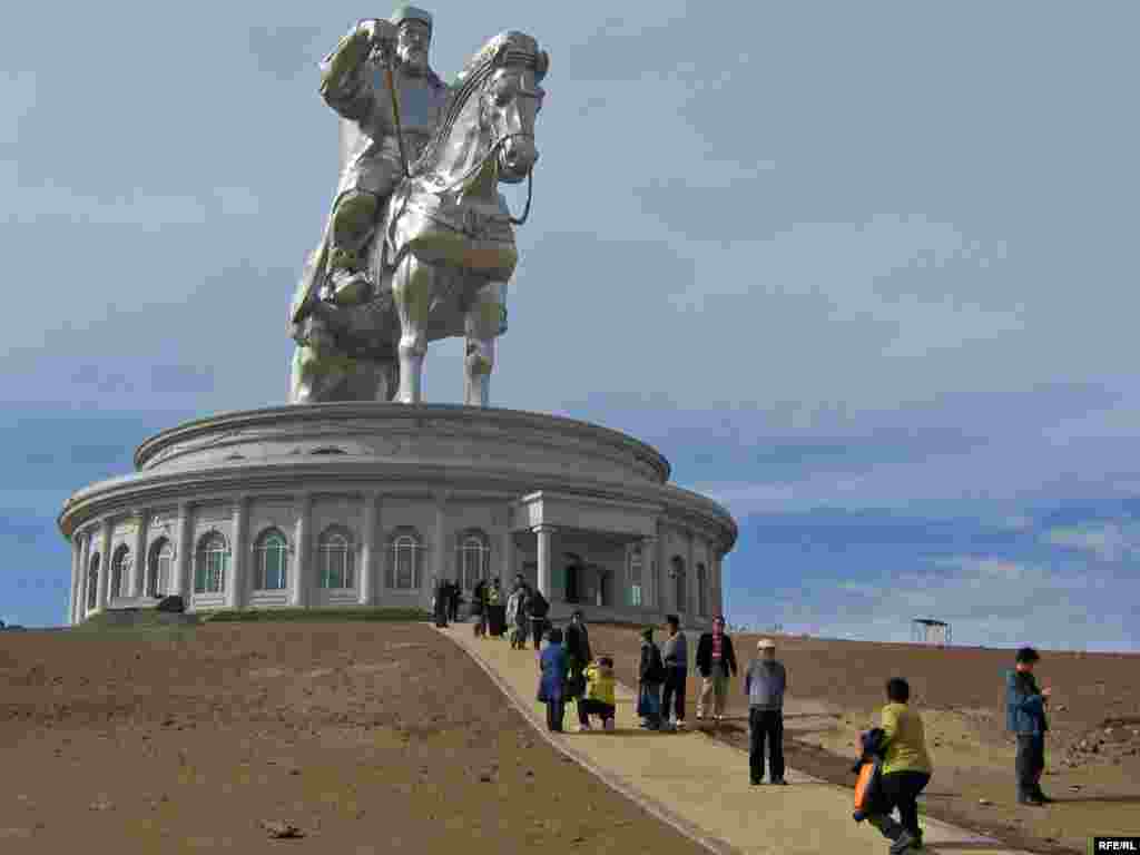 The statue is part of Mongolia's efforts to promote the legendary conquerer after years of communist-era repression.