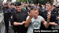 It's not Russian opposition leader Aleksei Navalny's first run-in with the law. He has been sentenced to jail about a dozen times in recent years and has spent hundreds of days in custody. (file photo) 