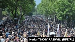 Thousands of opposition supporters rallied in Tbilisi on May 22, calling for the nonviolent ouster of President Mikheil Saakashvili.