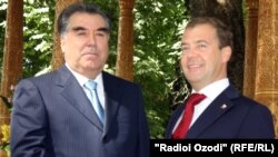 Tajik President Emomali Rahmon and Russian President Dmitry Medvedev in Dushanbe for the summit