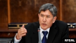 Almazbek Atambaev (file photo)