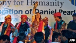 Violence against artists is sadly common in in parts of Pakistan, particularly if the artist is a woman. (file photo)