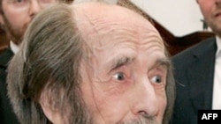 Aleksandr Solzhenitsyn at his home outside Moscow in June 2007