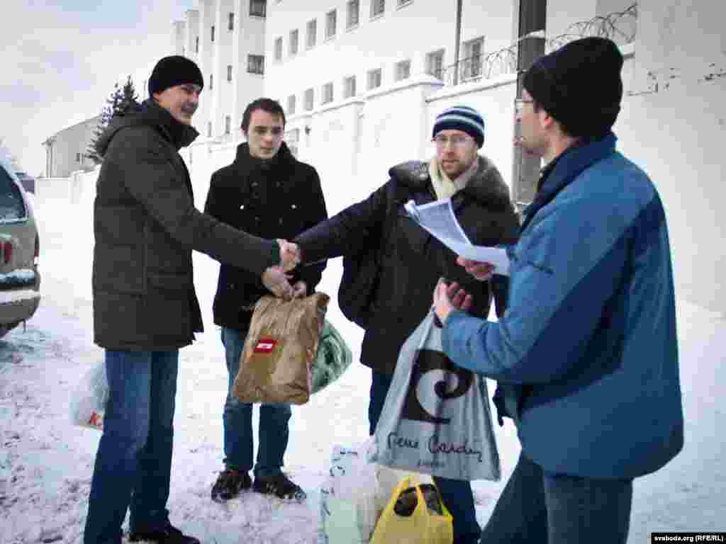 Some 600 people, including five election candidates, were detained after police violently broke up the December 19 rally against the election victory of incumbent President Alyaksandr Lukashenka