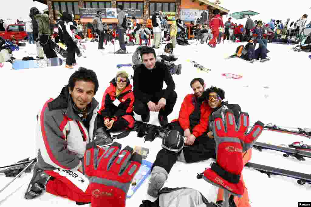 Escaping the capital&#39;s smog and urban sprawl, well-off Iranians flock to the country&#39;s main winter resort of Dizin to enjoy near-perfect skiing conditions at one of the world&#39;s highest ski resorts.