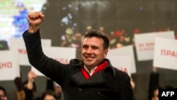 Opposition Social Democrat leader Zoran Zaev is also courting the Albanian minority.