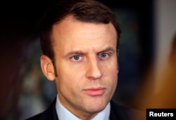 The campaign website and e-mail servers of Emmanuel Macron have been the targets of cyberattacks.