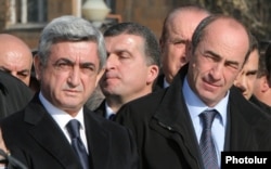 Former Armenian President Serzh Sarkisian (left) and his predecessor Robert Kocharian in 2008.