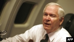 U.S. Secretary of Defense Robert Gates (file photo)