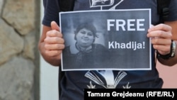 Azerbaijan was one of the countries criticized in the report for its crackdown on rights activists and journalists, including RFE/RL contributor Khadija Ismayilova. 