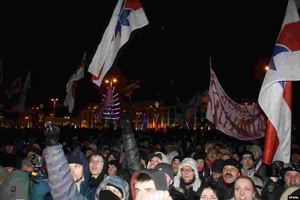 Outrage In Minsk As Lukashenka Claims Victory #41