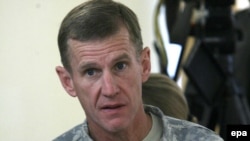 U.S. General Stanley McChrystal (file photo)