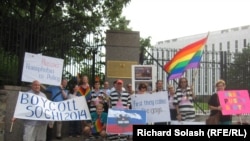 Some 20 people protested Russia's troubling record on gay rights in front of Moscow's embassy in Washington. 