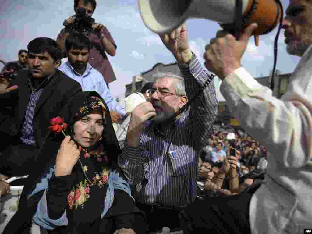 Musavi addressed the protesters, who gathered in defiance of a ban on mass rallies. - "The vote of the people is more important than Musavi or any other person," Musavi told the demonstrators.