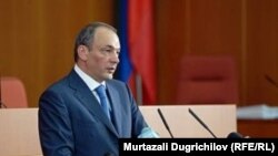 Daghestan’s President Magomedsalam Magomedov addresses parliament in June.