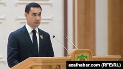 Serdar Berdymukhammedov is expected to succeed his father, Gurbanguly, as president of Turkmenistan. (file photo)