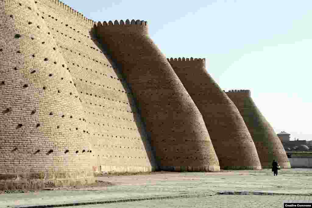 Bukhara&#39;s massive Ark fortress, which was built in the fifth century