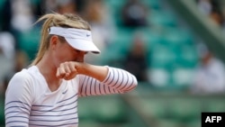 Russian tennis star Maria Sharapova dispute critics who says she got five warnings about new anti-doping rules.