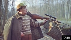 Soviet leader Leonid Brezhnev hunting in Ukraine in November 1973.