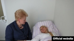 Lithuania President Dalia Grybauskaite meets with Yulia Tymoshenko in Kharkiv.