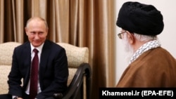 Iran's Supreme Leader Ayatollah Ali Khamenei meets with Russian President Vladimir Putin in Tehran in November 2017. 