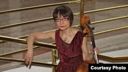 Kazakh cellist Alfia Nakipbekova says she never thought of going back.