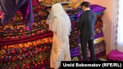 An Uzbek Wedding In Tajikistan