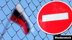 As sweeping Western sanctions against Russia enter their second year, the United States and the EU are focusing on tightening compliance and closing loopholes. (illustrative photo)