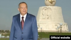 Uzbek President Islam Karimov on a visit to Bukhara in August 2010.