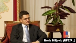 Vuk Jeremic, Serbian Foreign Minister, told the Security Council his government would not encourage Kosovo's Serbs to vote in next month's elections in the territory.