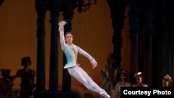 American ballet dancer David Hallberg performing in "The Sleeping Beauty" in New York (Photo: Rosalie O'Connor)